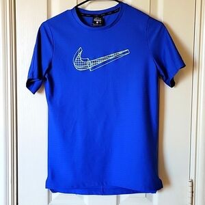 Nike Boys size large blue shirt NWOT